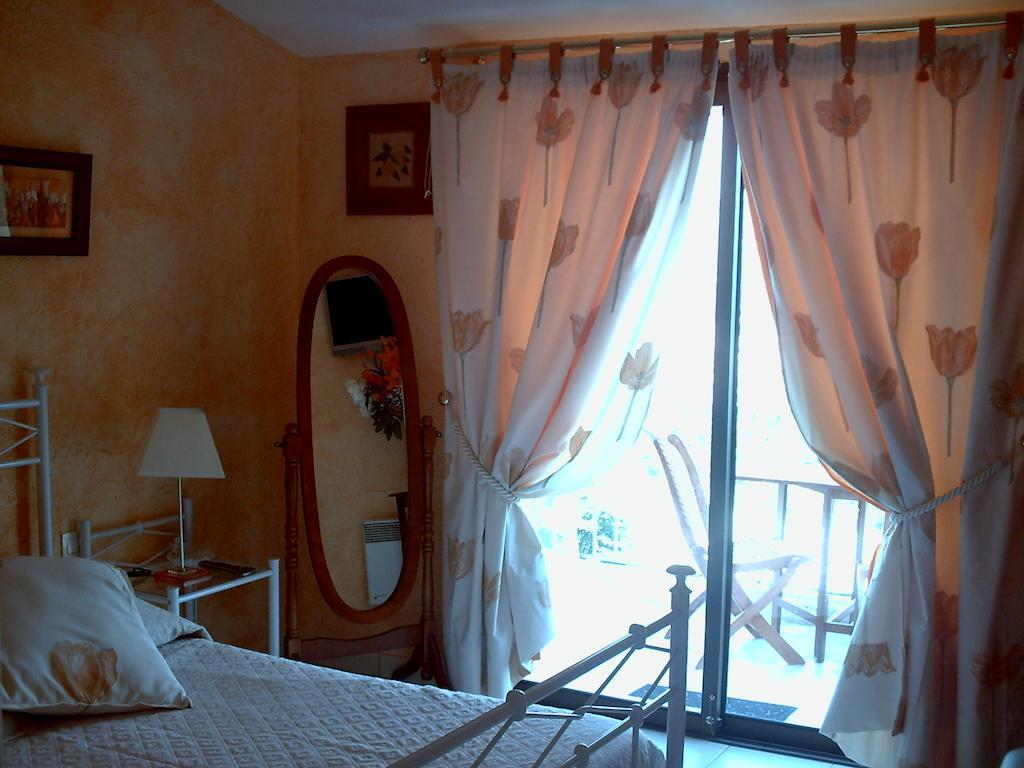 Maison D'Hotes Escale D'Azur Gattieres Номер фото