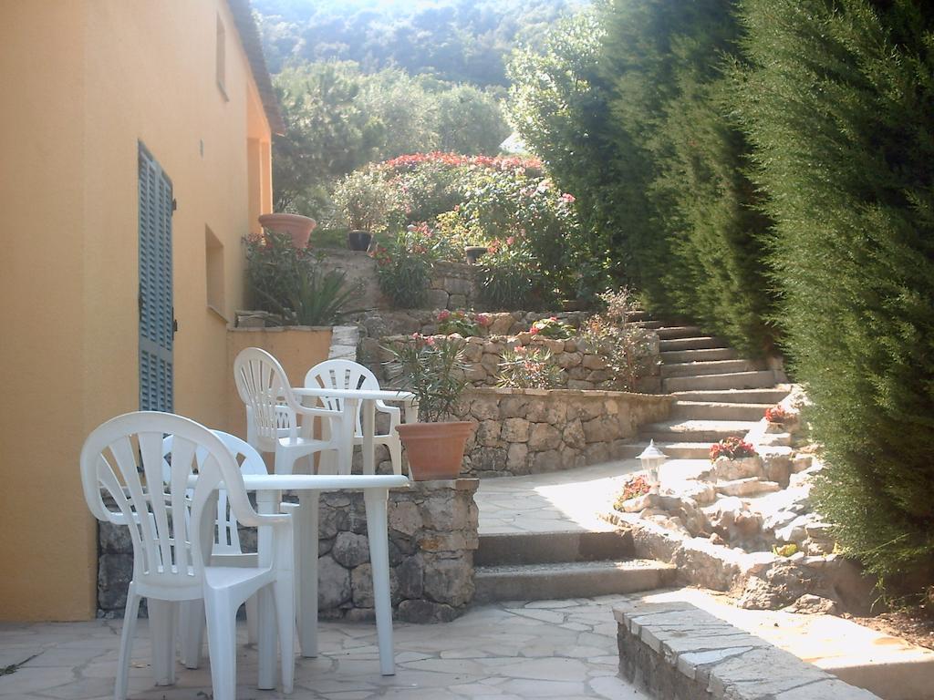Maison D'Hotes Escale D'Azur Gattieres Экстерьер фото